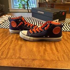 CONVERSE unisex All Star Chuck Taylor Street Mid Shoe in Dozar Blue